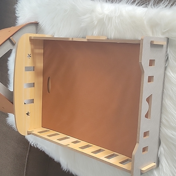 Four Seasons Universal Pet Bed EUC Host Pick🥳 - Picture 6 of 7